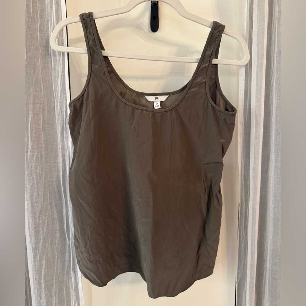 Banana Republic The Essential Silk Tank Sz xs